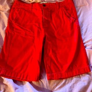 HOLLISTER red khaki shorts